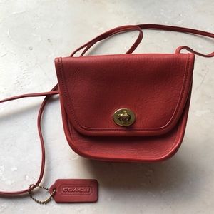 VINTAGE COACH LEATHER MINI CROSSBODY BAG